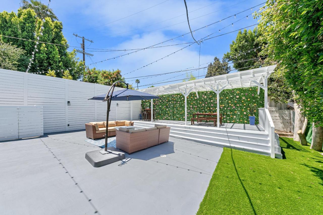 Studio City Contemporary Villa With Pool Sleeps 10 Los Angeles Exterior photo