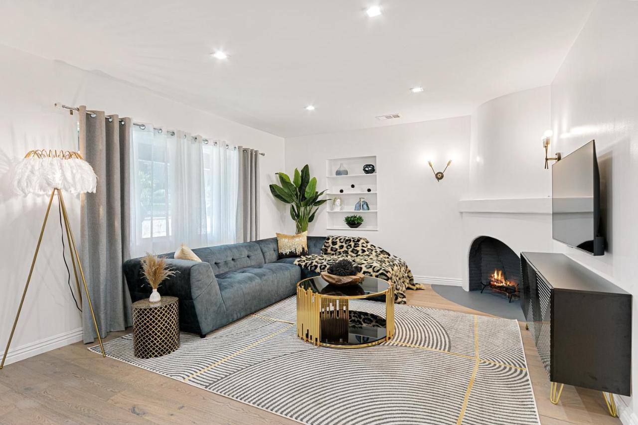 Studio City Contemporary Villa With Pool Sleeps 10 Los Angeles Exterior photo