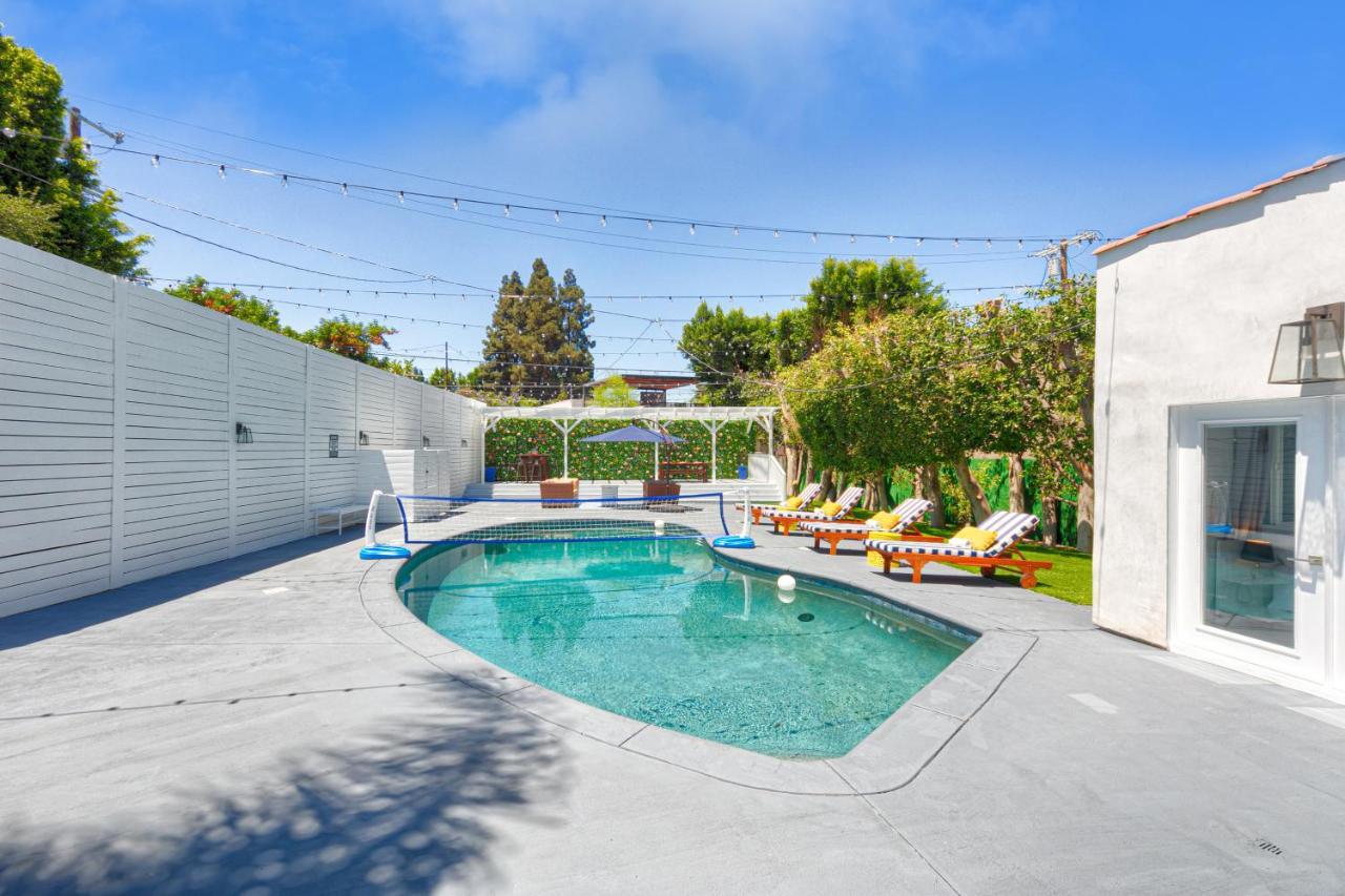 Studio City Contemporary Villa With Pool Sleeps 10 Los Angeles Exterior photo